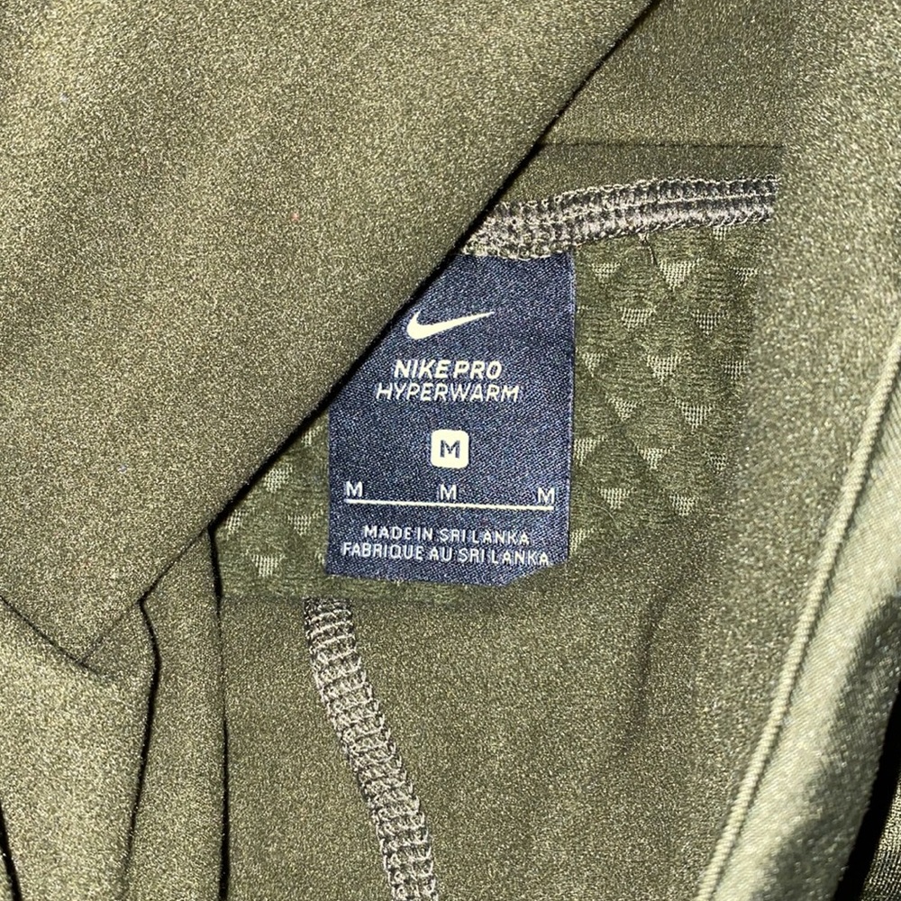 Nike Light Pull Over - image 3